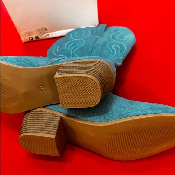 Shoes - Blue Western Boots